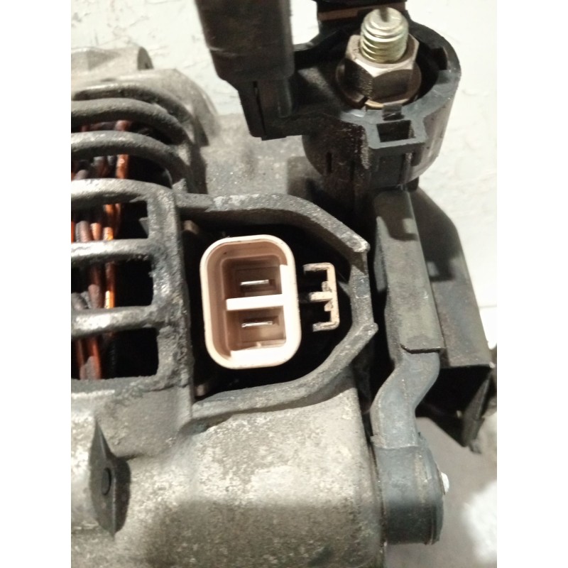 Recambio de alternador para mazda 626 iv hatchback (ge) 2.5 24v (ge5p) referencia OEM IAM KL1118300D A3T08491ZC 