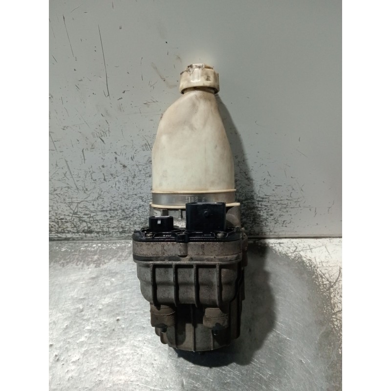 Recambio de bomba direccion para opel zafira / zafira family b (a05) 1.9 cdti (m75) referencia OEM IAM 13192897 7625955136 78319