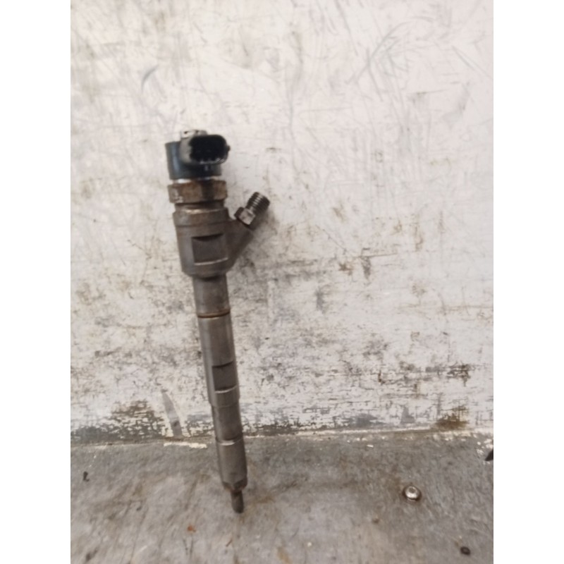 Recambio de inyector para kia sorento i (jc) 2.5 crdi referencia OEM IAM 338004A500 0445110 BOSCH