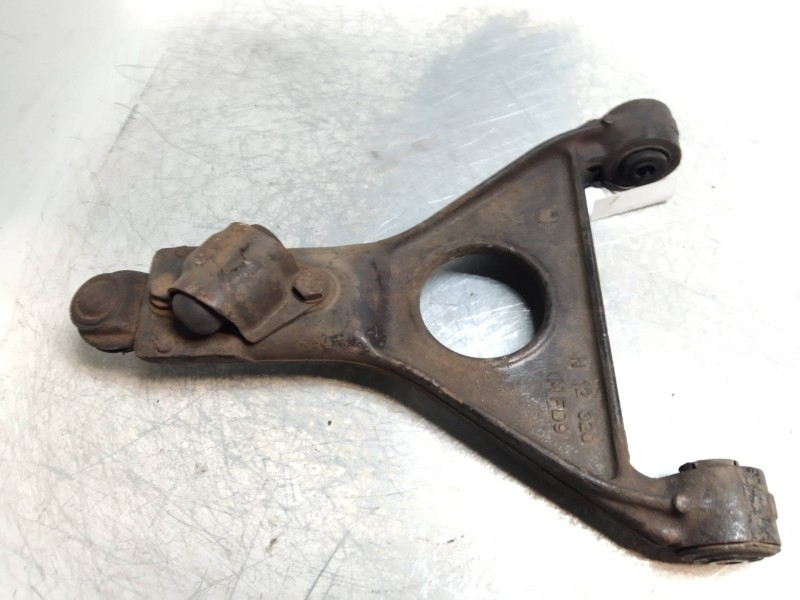 Recambio de brazo suspension inferior delantero derecho para renault 21 berlina (b/l48) 2.1 turbodiesel referencia OEM IAM   