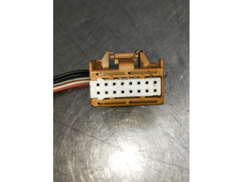 Recambio de retrovisor derecho para audi a4 b7 (8ec) 2.0 tfsi referencia OEM IAM  ELÉCTRICO 