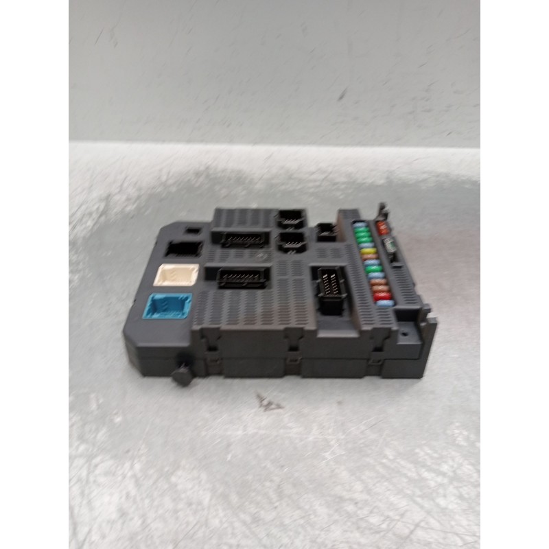Recambio de caja reles / fusibles para peugeot 308 sw i (4e_, 4h_) 2.0 hdi referencia OEM IAM 9663798180 BSI2004P0200 