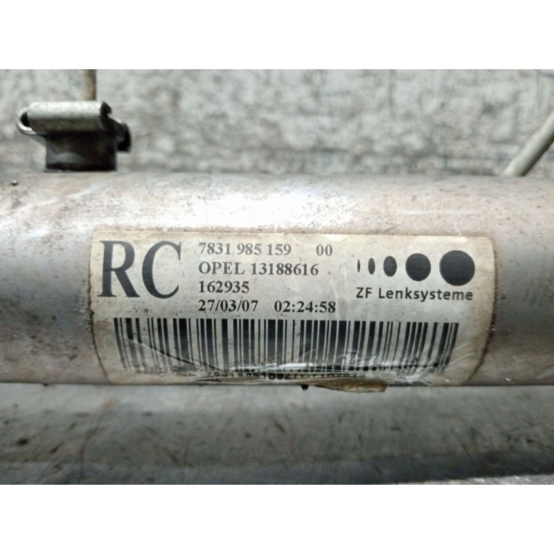 Recambio de cremallera direccion para opel zafira / zafira family b (a05) 1.9 cdti (m75) referencia OEM IAM 13188616 7831985159 