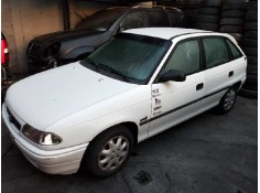 opel astra f berlina del año 1995
