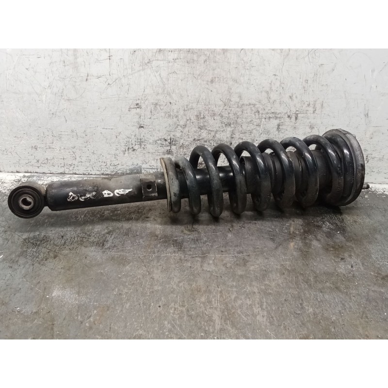 Recambio de amortiguador delantero derecho para kia sorento i (jc) 2.5 crdi referencia OEM IAM   