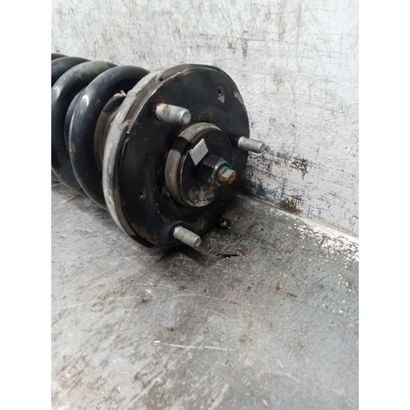 Recambio de amortiguador delantero izquierdo para kia sorento i (jc) 2.5 crdi referencia OEM IAM   