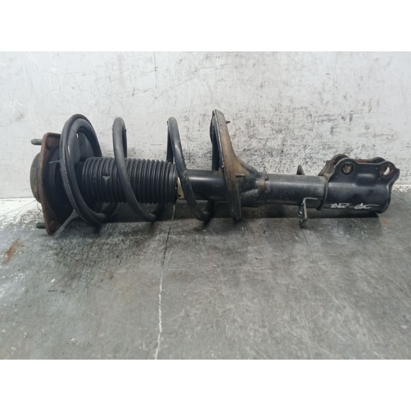 Recambio de amortiguador delantero derecho para kia cerato i hatchback (ld) 1.5 crdi referencia OEM IAM   