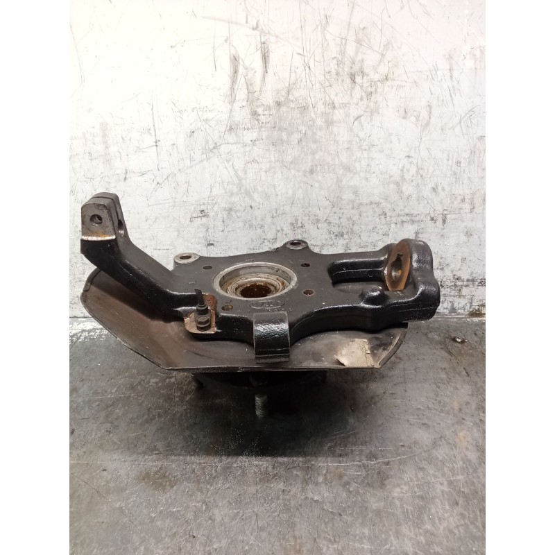 Recambio de mangueta delantera izquierda para kia sorento i (jc) 2.5 crdi referencia OEM IAM   