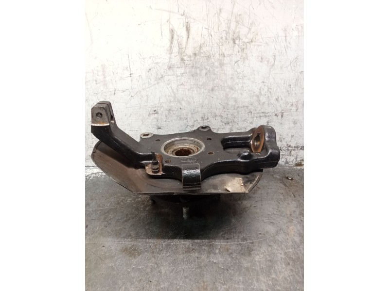 Recambio de mangueta delantera izquierda para kia sorento i (jc) 2.5 crdi referencia OEM IAM   