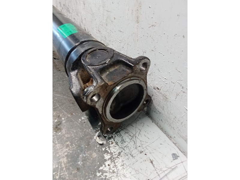 Recambio de transmision central para kia sorento i (jc) 2.5 crdi referencia OEM IAM 311700000  