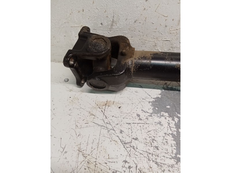 Recambio de transmision central para kia sorento i (jc) 2.5 crdi referencia OEM IAM 311700000  