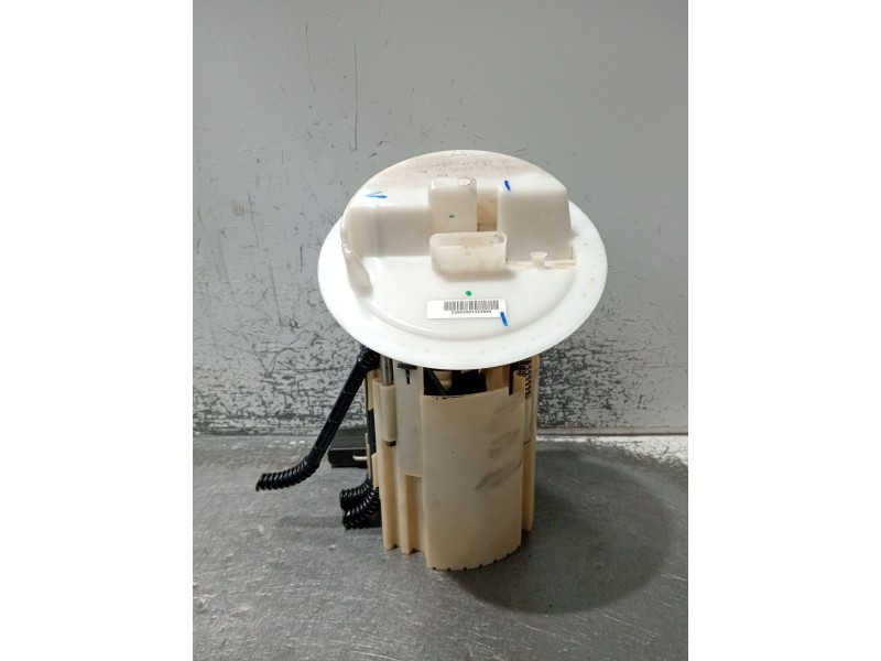 Recambio de bomba combustible para mercedes-benz clase glk (x204) 220 cdi 4-matic (204.984, 204.997) referencia OEM IAM A2044702