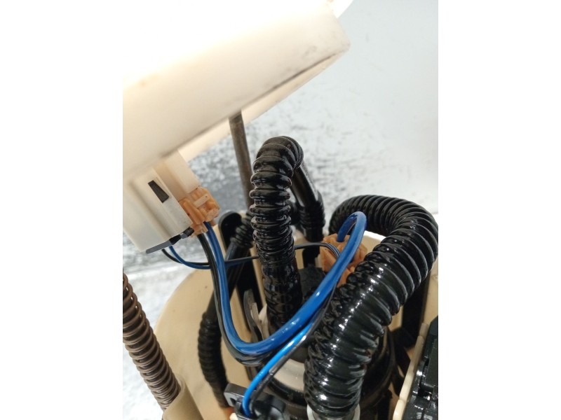 Recambio de bomba combustible para mercedes-benz clase glk (x204) 220 cdi 4-matic (204.984, 204.997) referencia OEM IAM A2044702