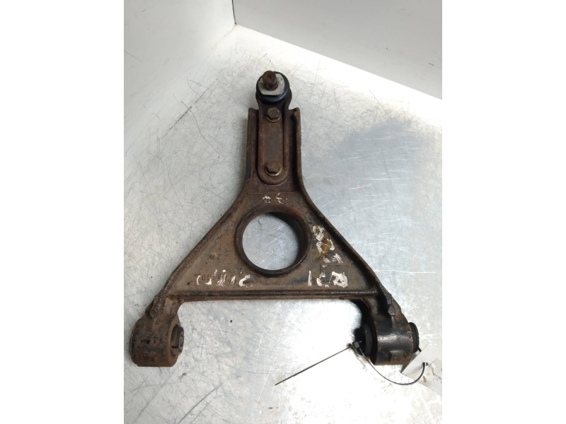Recambio de brazo suspension inferior delantero izquierdo para renault 21 berlina (b/l48) 2.1 turbodiesel referencia OEM IAM   
