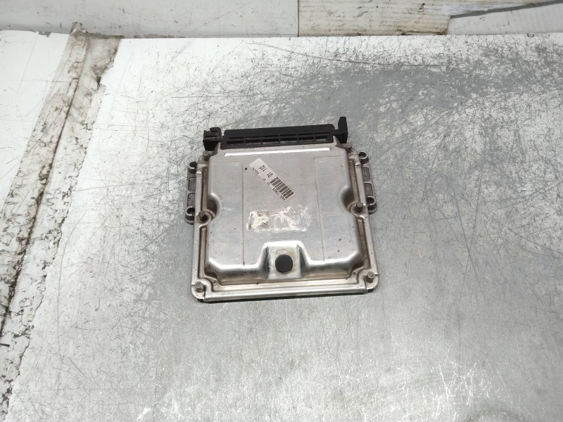 Recambio de centralita motor uce para peugeot 206 berlina xr referencia OEM IAM 0281010767 9643524980 EDC15C2 01