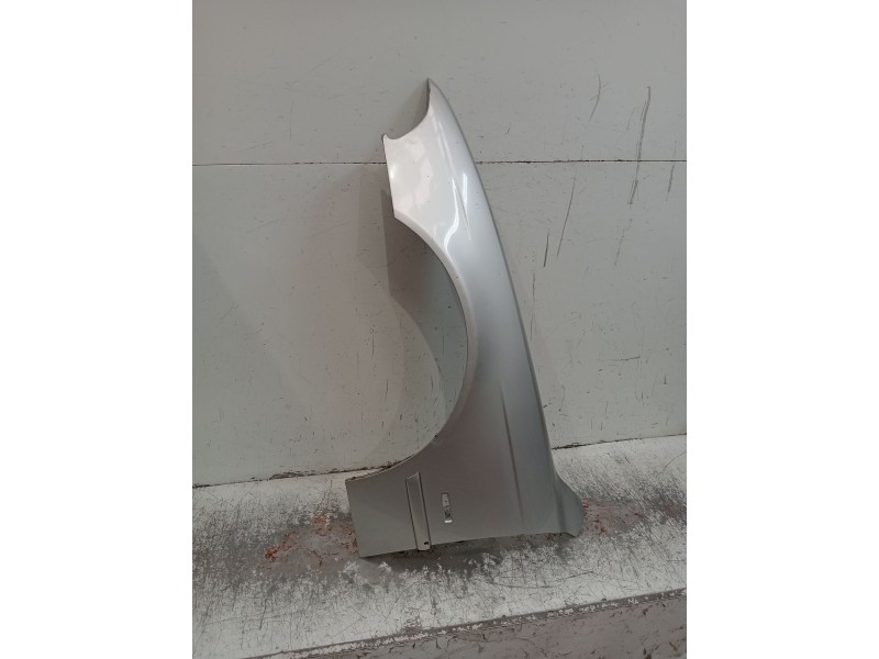 Recambio de aleta delantera izquierda para bmw 5 (e39) 525 d referencia OEM IAM   