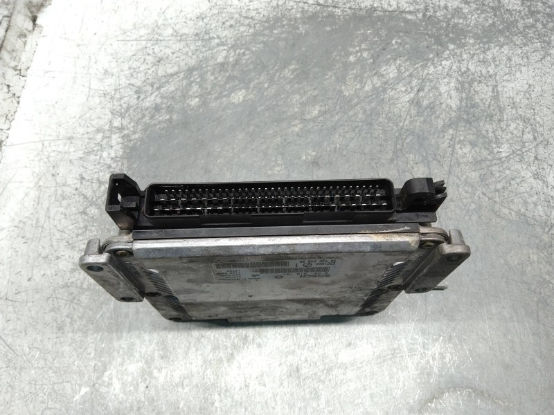 Recambio de centralita motor uce para peugeot 206 berlina xr referencia OEM IAM 0281010767 9643524980 EDC15C2 01
