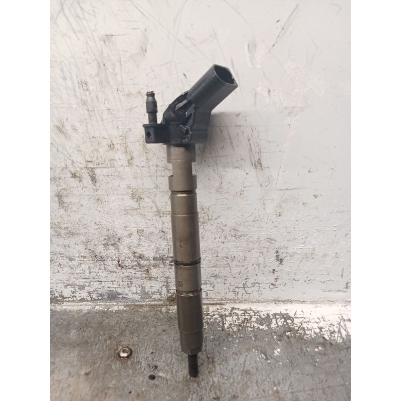 Recambio de inyector para volkswagen touareg (7la) 3.0 v6 tdi dpf referencia OEM IAM 059130277AB 0504213211 0445115037 BOSCH