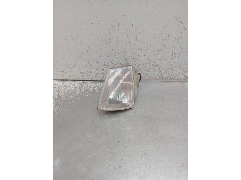 Recambio de piloto delantero izquierdo para renault clio i (b/c57_, 5/357_) 1.9 d (b/c/s576, b/c/s57l) referencia OEM IAM 770079