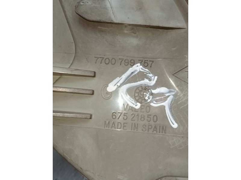 Recambio de piloto delantero izquierdo para renault clio i (b/c57_, 5/357_) 1.9 d (b/c/s576, b/c/s57l) referencia OEM IAM 770079