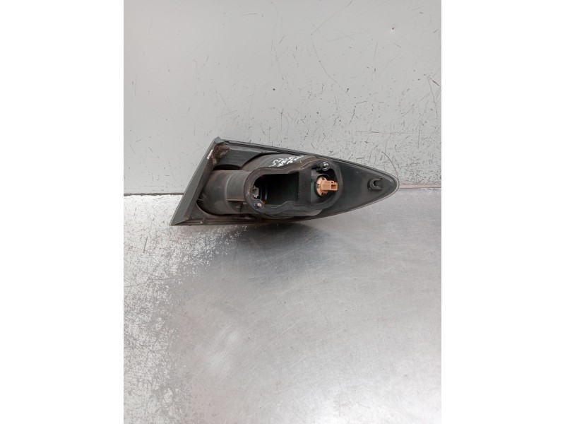 Recambio de piloto trasero izquierdo para mazda 6 sedán (gg) 2.0 di (gg14) referencia OEM IAM 2201971  