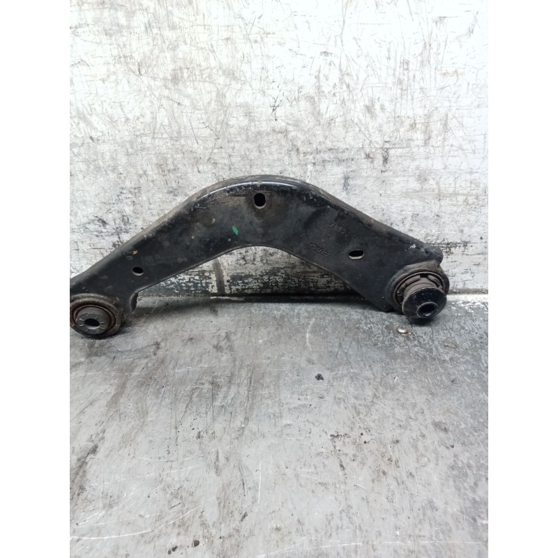 Recambio de brazo suspension superior trasero derecho para ford s-max (cj, wa6) 2.0 tdci referencia OEM IAM T033A  