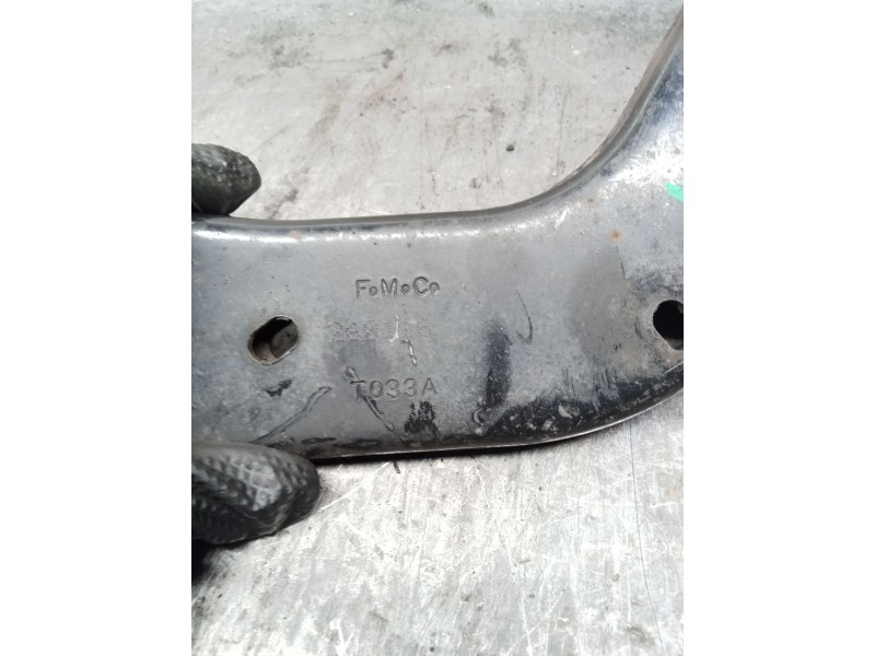 Recambio de brazo suspension superior trasero derecho para ford s-max (cj, wa6) 2.0 tdci referencia OEM IAM T033A  