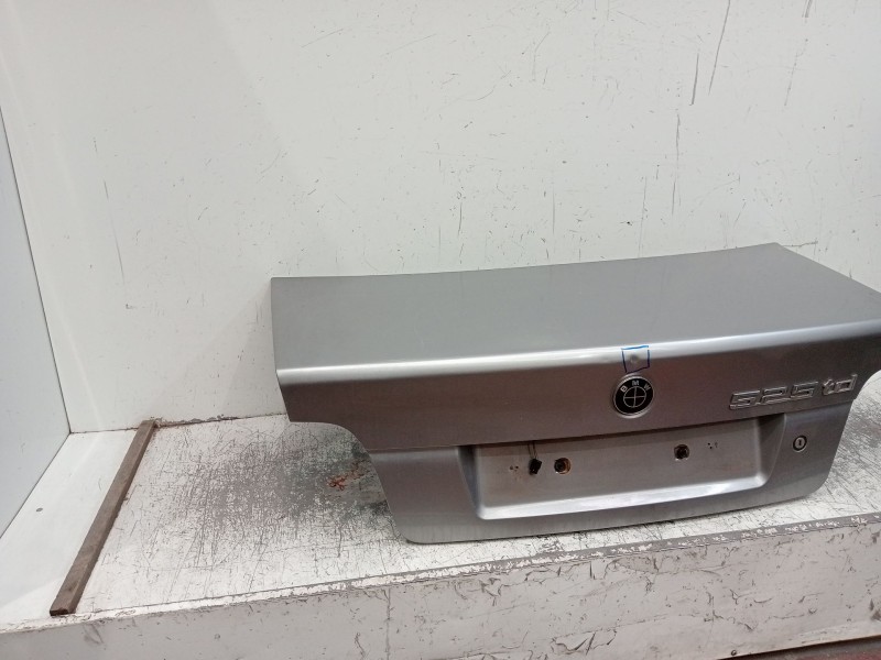 Recambio de tapa maletero para bmw 5 (e39) 525 d referencia OEM IAM   