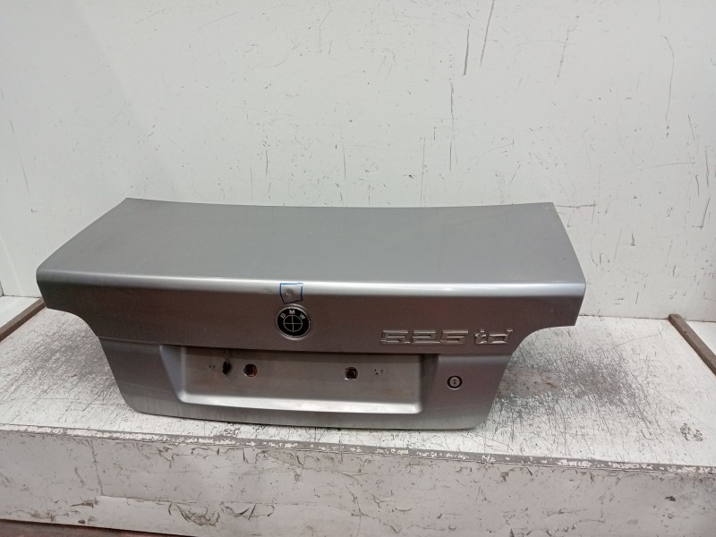 Recambio de tapa maletero para bmw 5 (e39) 525 d referencia OEM IAM   