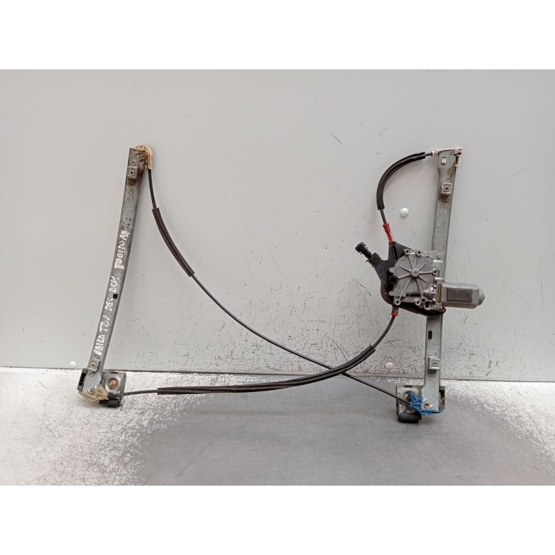 Recambio de elevalunas delantero derecho para seat ibiza ii (6k1) 1.9 tdi referencia OEM IAM 6K3959802C 3P 