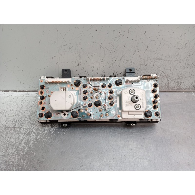 Recambio de cuadro instrumentos para renault clio i (b/c57_, 5/357_) 1.9 d (b/c/s576, b/c/s57l) referencia OEM IAM 7700831042  