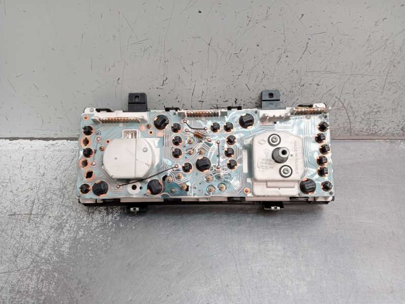 Recambio de cuadro instrumentos para renault clio i (b/c57_, 5/357_) 1.9 d (b/c/s576, b/c/s57l) referencia OEM IAM 7700831042  