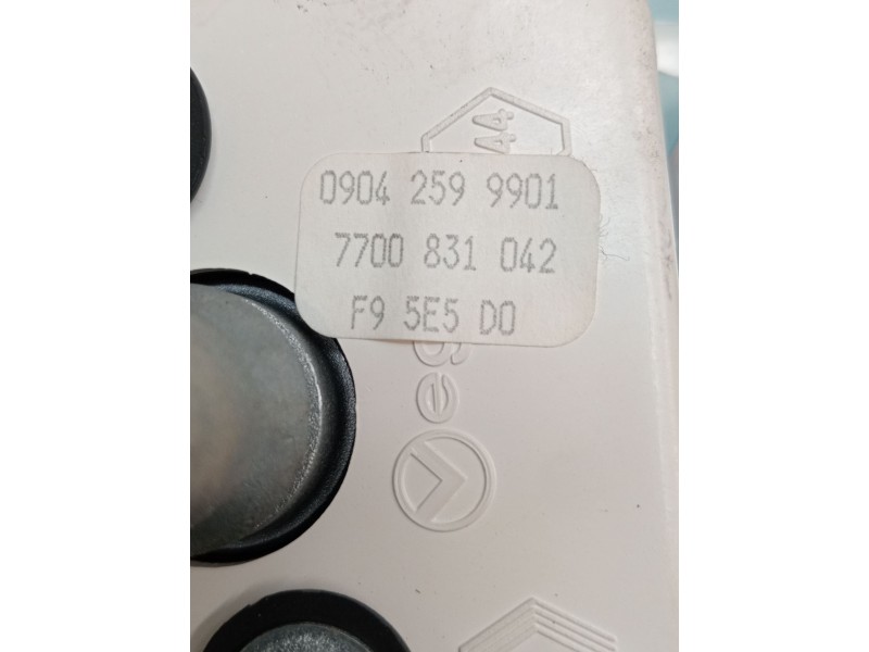 Recambio de cuadro instrumentos para renault clio i (b/c57_, 5/357_) 1.9 d (b/c/s576, b/c/s57l) referencia OEM IAM 7700831042  