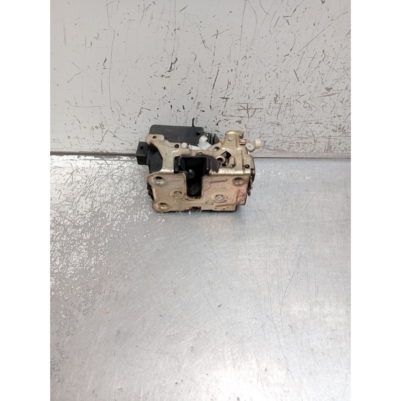 Recambio de motor cierre centralizado trasero derecho para renault clio i (b/c57_, 5/357_) 1.9 d (b/c/s576, b/c/s57l) referencia