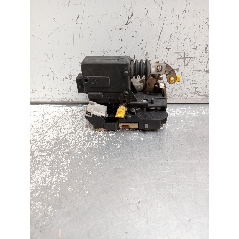 Recambio de motor cierre centralizado trasero izquierdo para renault clio i (b/c57_, 5/357_) 1.9 d (b/c/s576, b/c/s57l) referenc