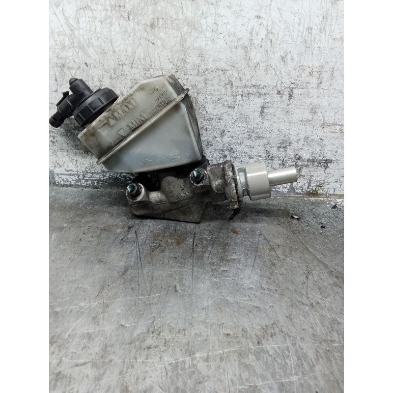 Recambio de bomba freno para renault clio ii (bb_, cb_) 1.9 d (b/cb0e, bb0j) referencia OEM IAM 7700417649  