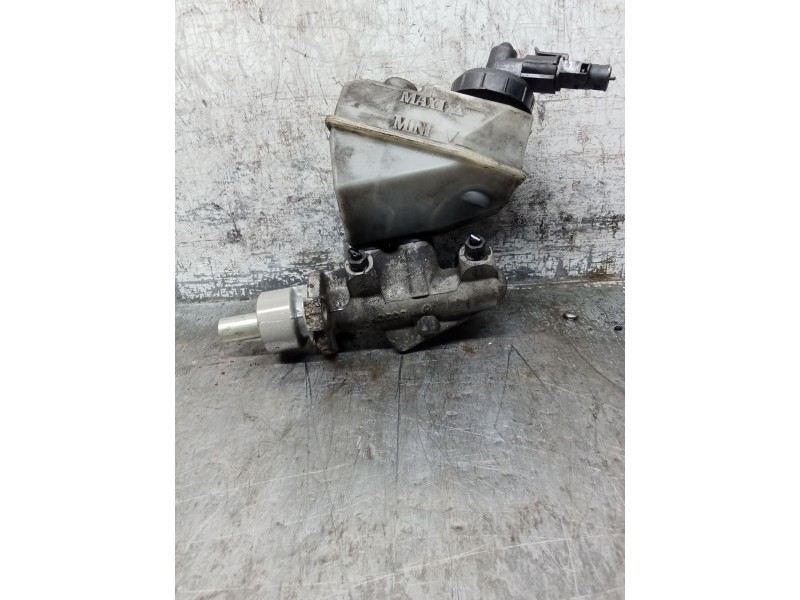 Recambio de bomba freno para renault clio ii (bb_, cb_) 1.9 d (b/cb0e, bb0j) referencia OEM IAM 7700417649  