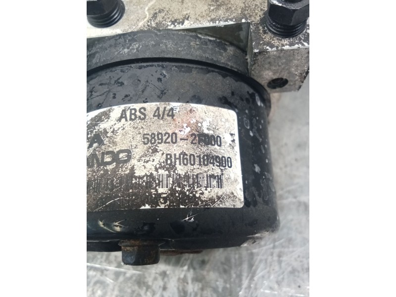 Recambio de abs para kia cerato i hatchback (ld) 1.5 crdi referencia OEM IAM 589202F000 BH60104900 956002F000 5WY7221A 10AK5C16C