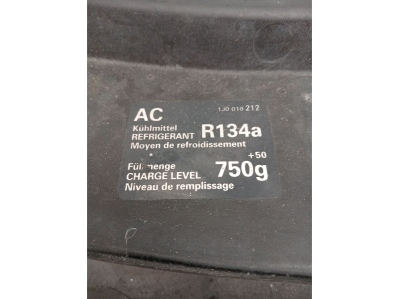 Recambio de panel frontal para volkswagen golf iv variant (1j5) 1.9 tdi referencia OEM IAM 1J0010212  