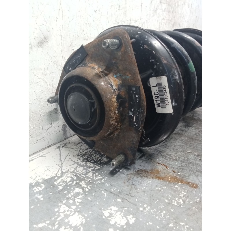 Recambio de amortiguador delantero izquierdo para kia cerato i hatchback (ld) 1.5 crdi referencia OEM IAM   
