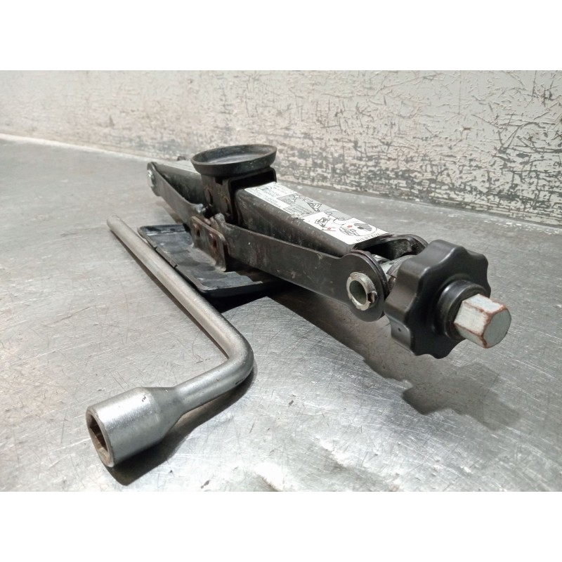 Recambio de gato para mercedes-benz clase a (w169) a 180 cdi (169.007, 169.307) referencia OEM IAM A1685830715 A2215810001 