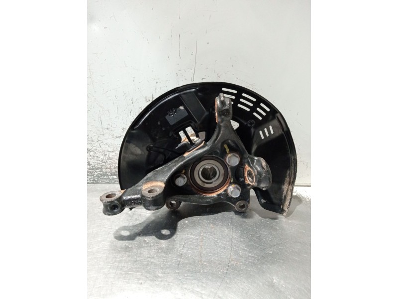 Recambio de mangueta delantera derecha para toyota c-hr (_x1_) 2.0 hybrid (maxh10) referencia OEM IAM   