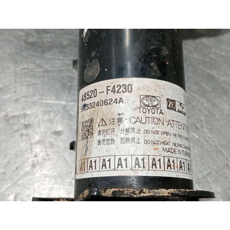 Recambio de amortiguador delantero izquierdo para toyota c-hr (_x1_) 2.0 hybrid (maxh10) referencia OEM IAM 48520F4230  