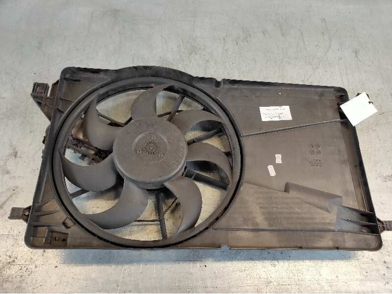 Recambio de electroventilador para mazda 3 berlina (bk) 2.0 16v cat referencia OEM IAM 0130303963 3M5H8C607XB 