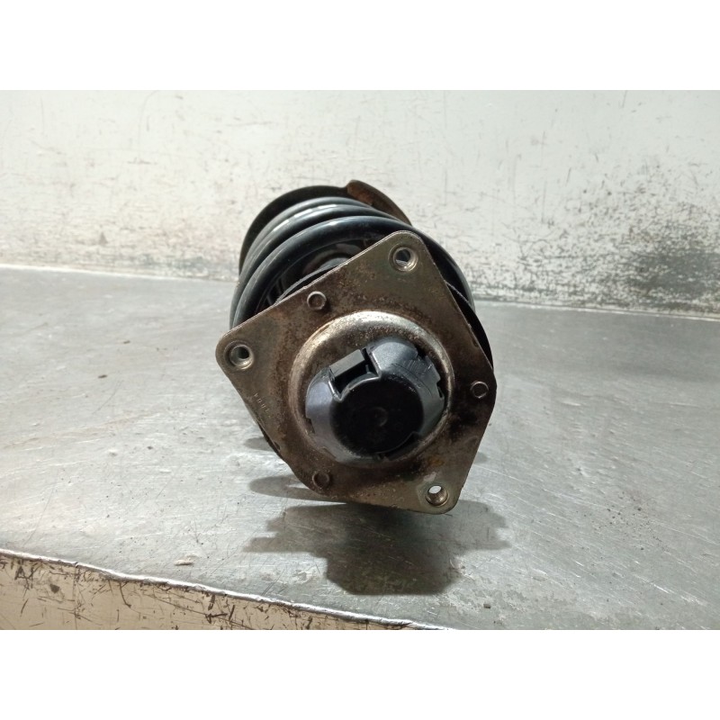 Recambio de amortiguador delantero derecho para mercedes-benz clase a (w169) a 180 cdi (169.007, 169.307) referencia OEM IAM A16