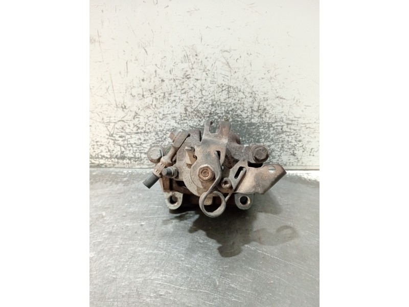 Recambio de pinza freno trasera derecha para opel zafira a monospace (t98) 2.2 dti 16v (f75) referencia OEM IAM   