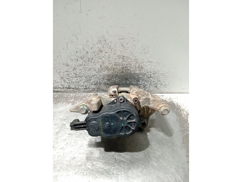 Recambio de pinza freno trasera derecha para toyota c-hr (_x1_) 2.0 hybrid (maxh10) referencia OEM IAM 463100D020  