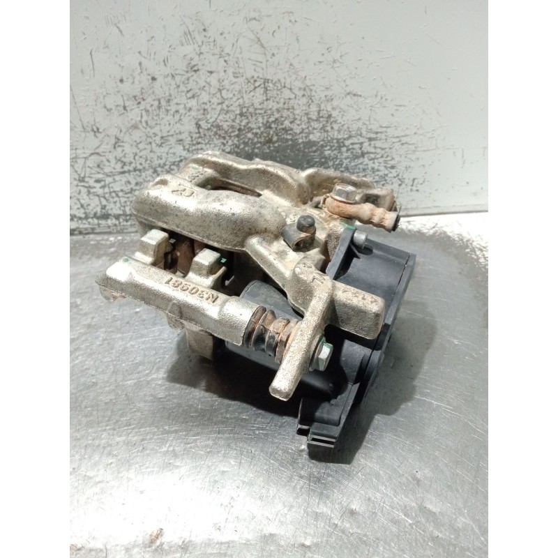 Recambio de pinza freno trasera derecha para toyota c-hr (_x1_) 2.0 hybrid (maxh10) referencia OEM IAM 463100D020  