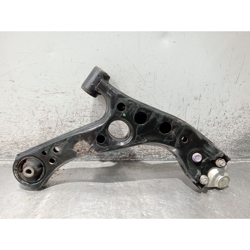 Recambio de brazo suspension inferior delantero izquierdo para toyota c-hr (_x1_) 2.0 hybrid (maxh10) referencia OEM IAM   