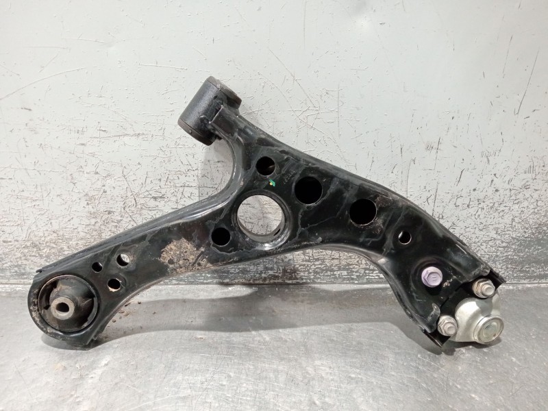 Recambio de brazo suspension inferior delantero izquierdo para toyota c-hr (_x1_) 2.0 hybrid (maxh10) referencia OEM IAM   